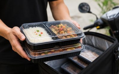 How Durable Food Trays Help Reduce Spills During Delivery